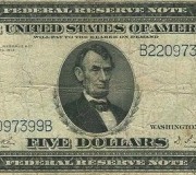 5 Dólares